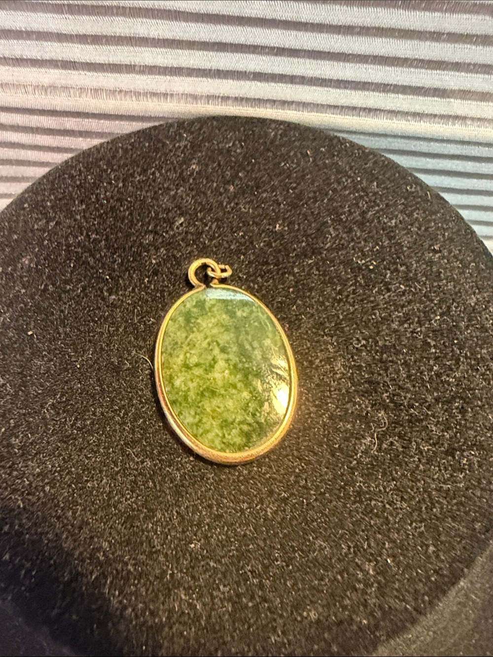 Green Oval Stone Pendant Unbranded